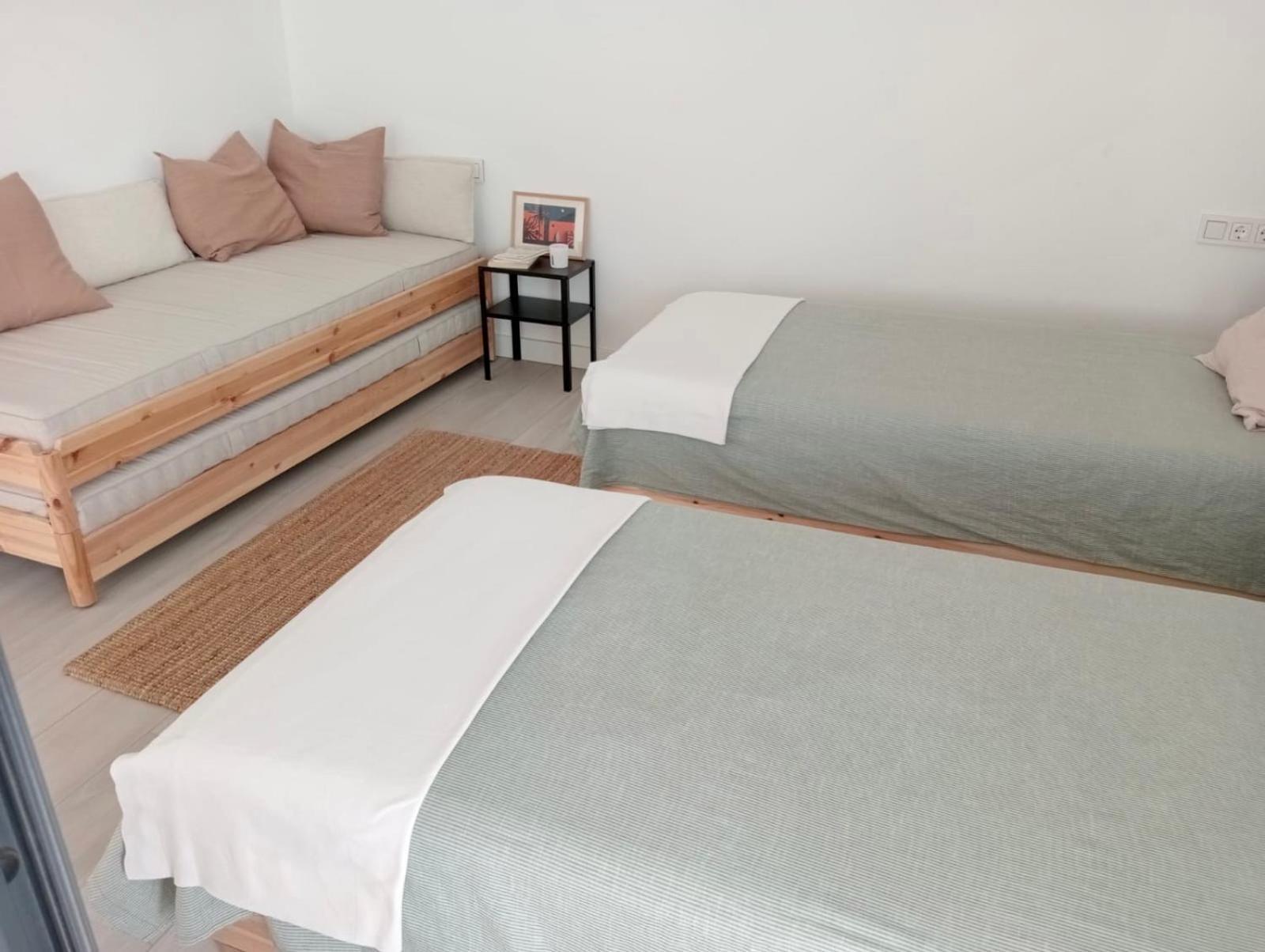 Aulaga Apartment Villaverde  ภายนอก รูปภาพ